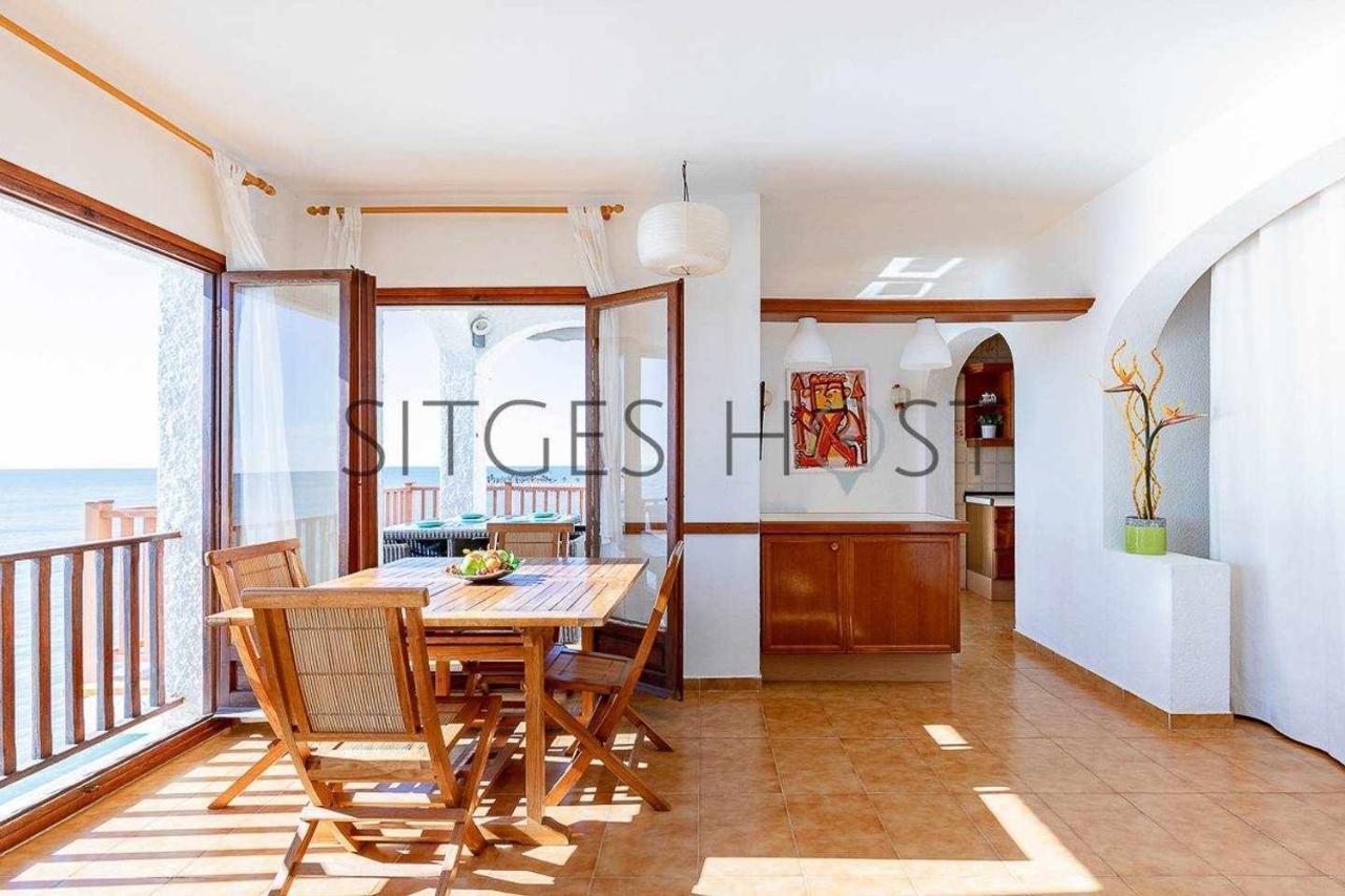 דירות Sitges Casa Del Mar Impresionantes Vistas Al Mar מראה חיצוני תמונה