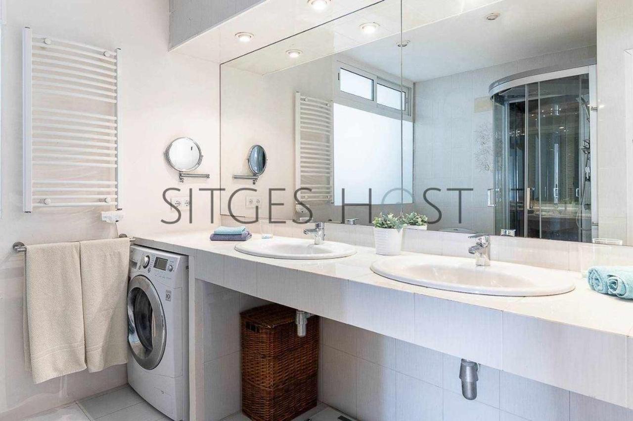 דירות Sitges Casa Del Mar Impresionantes Vistas Al Mar מראה חיצוני תמונה
